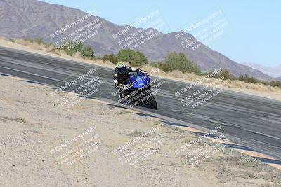 media/Dec-01-2025-Moto Forza (Mon) [[2daa91e15f]]/1-Advanced Group/Session 4 (Turn 10 Inside)/